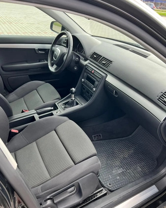 Audi A4 cena 21900 przebieg: 156135, rok produkcji 2007 z Kielce małe 277